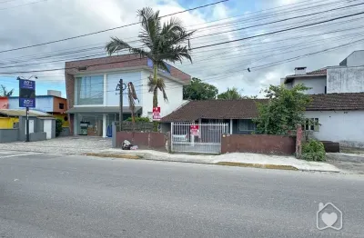 Casa com 3 quartos à venda na Rua Leopoldo Beninca, 64493, Vila Nova, Joinville