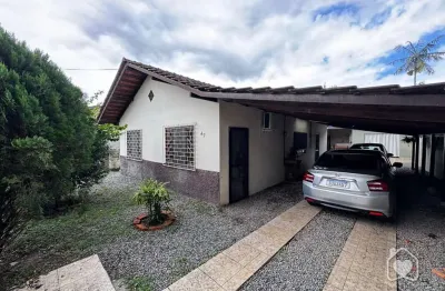 Casa com 3 quartos à venda na Rua Quinze de Novembro, 84522, Vila Nova, Joinville