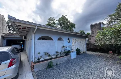 Casa com 3 quartos à venda na Rua Quinze de Novembro, 27175, Vila Nova, Joinville