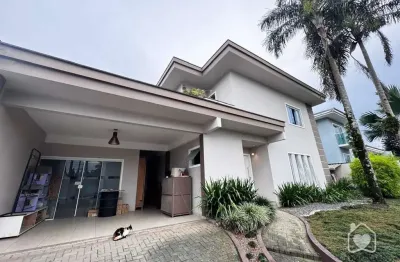 Casa com 4 quartos à venda na Rua Quinze de Novembro, 35705, Vila Nova, Joinville