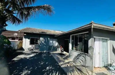 Casa com 3 quartos à venda na Rua Quinze de Novembro, 12457896, Vila Nova, Joinville
