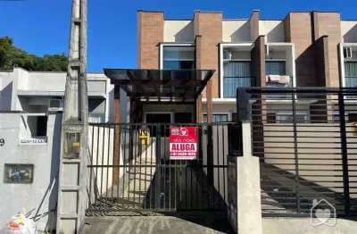 Casa com 2 quartos para alugar na Rua Pastor Liosés Domiciano, 523, Vila Nova, Joinville