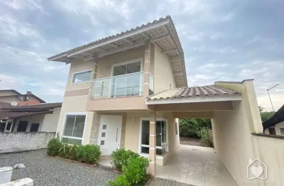 Casa com 3 quartos à venda na Rua Quinze de Novembro, 89415, Vila Nova, Joinville