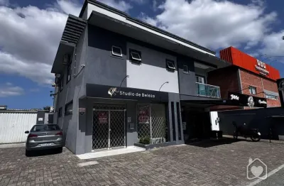 Casa comercial para alugar na Rua Bento Torquato da Rocha, 241, Vila Nova, Joinville