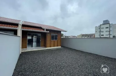 Casa com 2 quartos para alugar na Rua Edith Trapp, 184, Vila Nova, Joinville