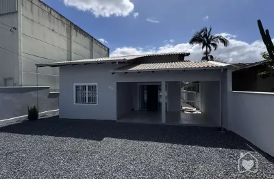 Casa com 3 quartos à venda na Rua Quinze de Novembro, 12870, Vila Nova, Joinville