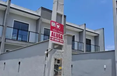 Casa com 2 quartos para alugar na Rua Benjamin Antônio Pegorette, 391, Vila Nova, Joinville