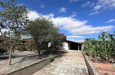 Casa com 3 quartos à venda na Rua Marquês de Maricá, 345872, Vila Nova, Joinville