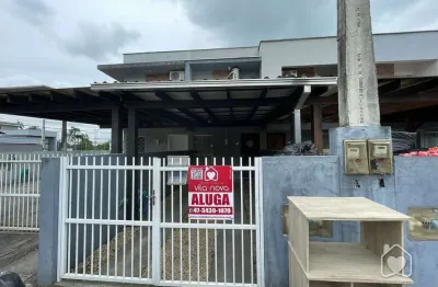 Casa com 2 quartos para alugar na Rua Ignácio Bertoldo Bolduan, 87, Vila Nova, Joinville
