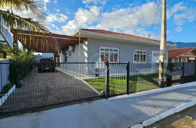 Casa com 3 quartos à venda na Rua Afonso Popenga, 400, Aririu, Palhoça