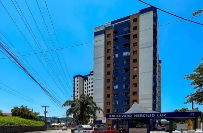 Apartamento com 3 quartos à venda na avenida governador ivo silveira, 177, estreito, florianópolis por r$ 880.000