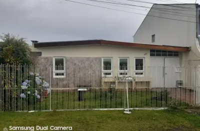 Casa com 4 quartos à venda na rua leôncio derosso, 425, xaxim, curitiba, 380 m2 por r$ 890.000
