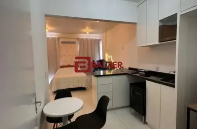 Kitnet / Stúdio à venda na Rua Nunes Machado, 94, Centro, Florianópolis por R$ 250.000