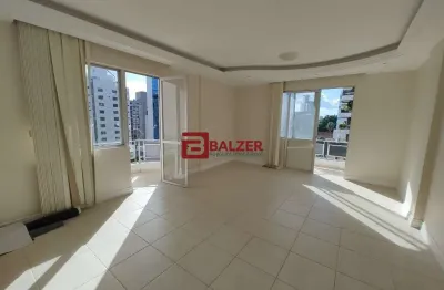 Apartamento com 3 quartos à venda na rua presidente coutinho, 264, centro, florianópolis por r$ 1.300.000