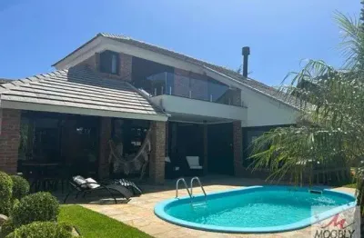 Excelente casa em condominio fechado com vida nautica rio e lagoas...