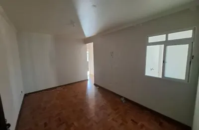 Ótima localização!!! único na região  com vaga e preço abaixo do mercado!!!