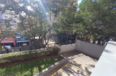 Apartamento mobiliado bem próximo ao metrô saúde e farta condução!!!
