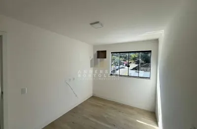 Apartamento com 2 quartos para alugar no Centro, Guaramirim 