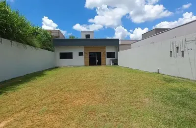 Casa com 1 quarto à venda na Rua Affonço Biaquini, 316, Capivari, Louveira