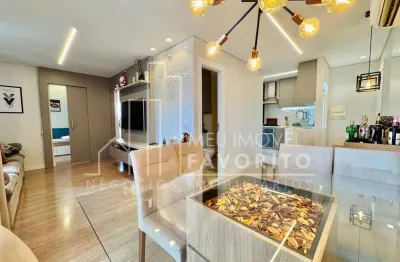 Apartamento reformado com 2 dorms no go maraville, andar alto, 61m , 1 vaga e ar-condicionado