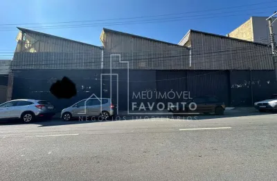 Galpão comercial para locação com 2 salas,6 banheiros e 900,00 m2 de área região estratégica