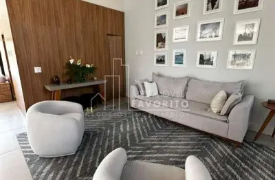 Aluga-se casa de 380m , com 3 suítes no condomínio capital ville 3