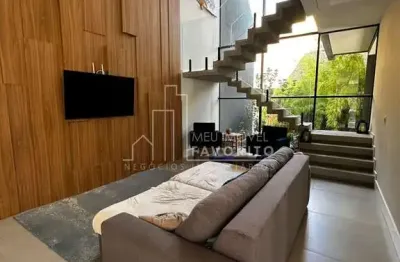 Vende-se casa de 380m , com 3 suítes no condomínio capital ville 3