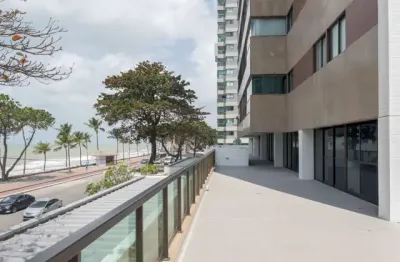 Apartamento com aproximadamente 200m², 4 quartos sendo 2 suítes!