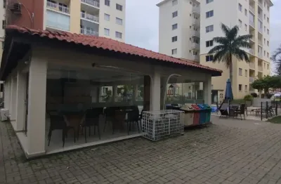 Cond vivendas rio negro, 76m2, com 1 suíte, andar alto, armários e climatizado com 2 vagas