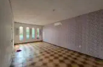 Vieralves. alugo casa comercial/ recidenceial com 3 quartos sendo 1 suite. todo na laje