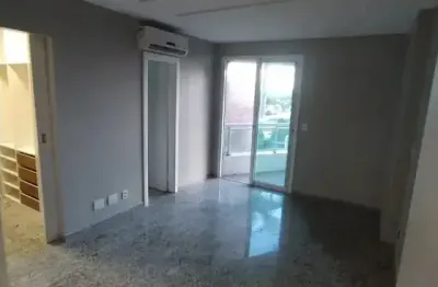 Ponta negra, ed beethovem, 180m2, 4 suítes sendo 1 com closet, 3  vagas