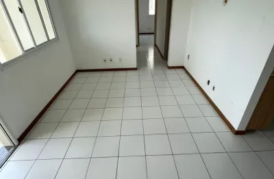 Condomínio vivendas do rio negro – alugo - 3 quartos sendo 1 suite, andar alto e 2 vagas.