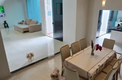 Casa à venda flores | 430m² | localização: bairro flores, próximo ao aeroclube e à 12ª