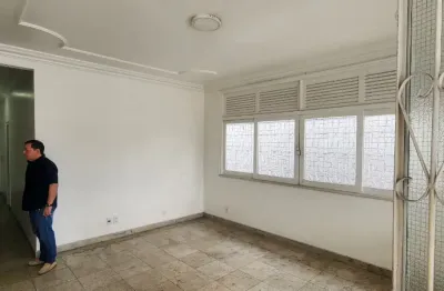 Centro – av. japurá | casa 246m² (comercial / residencial). 3 suites internas + edicula