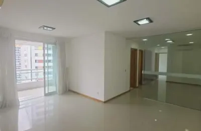 Cond salvador dalí – apartamento com  110m², 3 quartos sendo 1 suite, climatizado, 2 vagas.