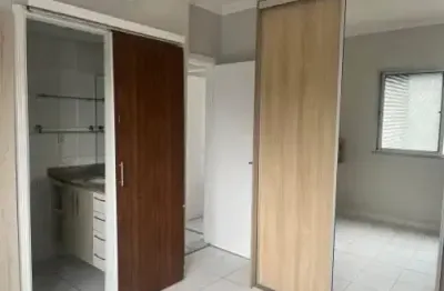 Cond. andaluzia -apto com 69m2, 3 quartos sendo 1 suite, sala para 2 ambientes e 2 vagas.