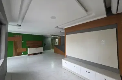 Casa comercial com 5 salas para alugar na Avenida Rio Madeira, 4587, Nossa Senhora das Graças, Manaus