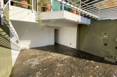 Casa com 4 quartos à venda na Rua Afonso Celso, Uvaranas, Ponta Grossa