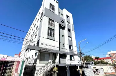 Casa comercial com 3 salas para alugar na Rua Engenheiro Schamber, Centro, Ponta Grossa