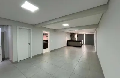 Apartamento com 3 quartos para alugar no Centro, Ponta Grossa 