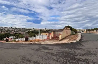 Terreno à venda no Oficinas, Ponta Grossa 