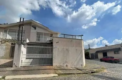 Casa com 3 quartos para alugar na rua república de são salvador, orfãs, ponta grossa por r$ 3.400