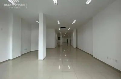 Sala comercial para locaçaõ no centro - próximo a praça central