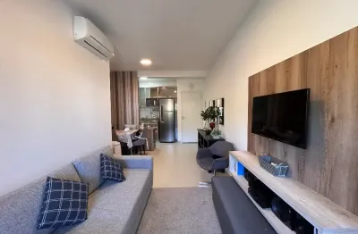 Apartamento praia das toninhas mobiliado 2 dormitórios a 200m da praia