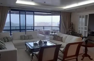 Apartamento a venda 4 suítes, 216 m2 no rio vermelho
