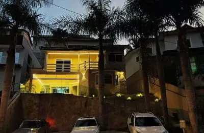 Casa em condomínio fechado com 3 quartos à venda na Estrada do Itapeti, Parque Residencial Itapeti, Mogi das Cruzes