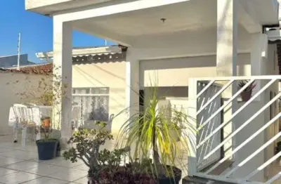 Casa com 2 dormitórios à venda por R$ 460.000 - Vila Caputera - Mogi das Cruzes/SP