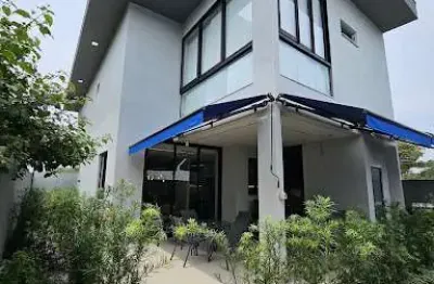 Casa 100% mobiliada com 3 suítes à venda, 260 m² por r$ 1.950.000 - ponta negra - manaus/am