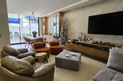 Casa 100% mobiliada com 3 suítes à venda, 260 m² por R$ 1.950.000 - Ponta Negra - Manaus/AM