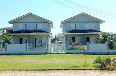 2 casas com 8 dormitórios no total à venda, 536 m² por r$ 1.500.000 - rosa do mar - passo de torres/sc